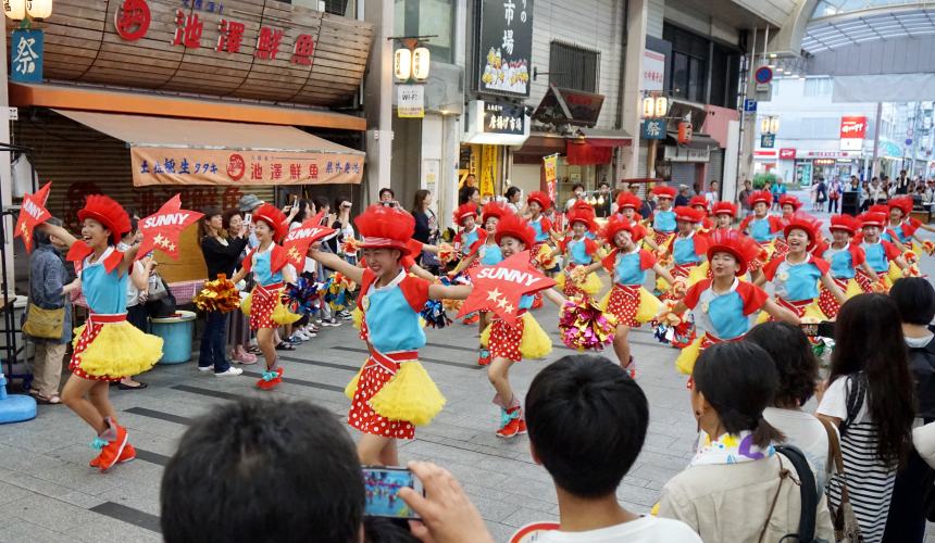 最好玩的夏日祭典 四國高知夜來祭 土佐宴客祭 熱舞不停high翻天 樂吃購 日本